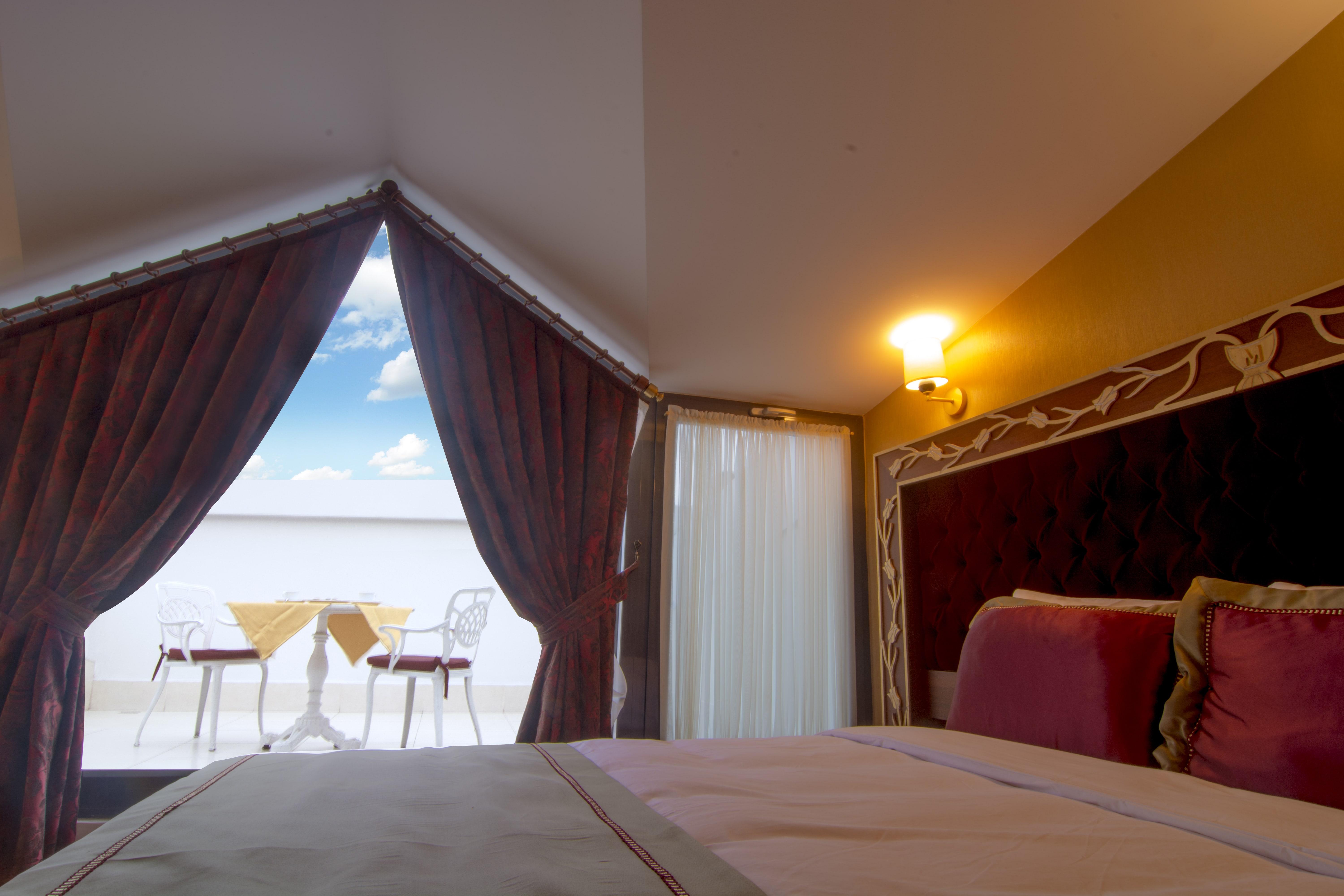 Mb Deluxe Hotel Isztambul Kültér fotó