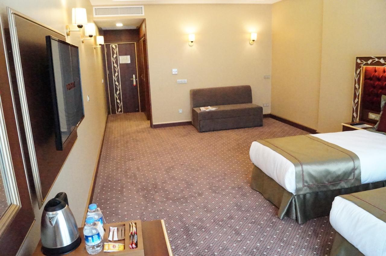 Mb Deluxe Hotel Isztambul Kültér fotó
