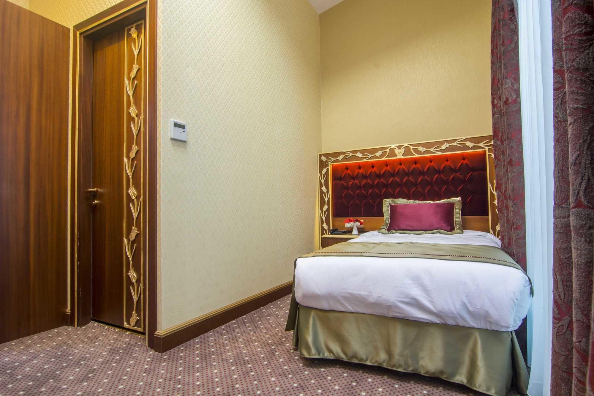 Mb Deluxe Hotel Isztambul Kültér fotó